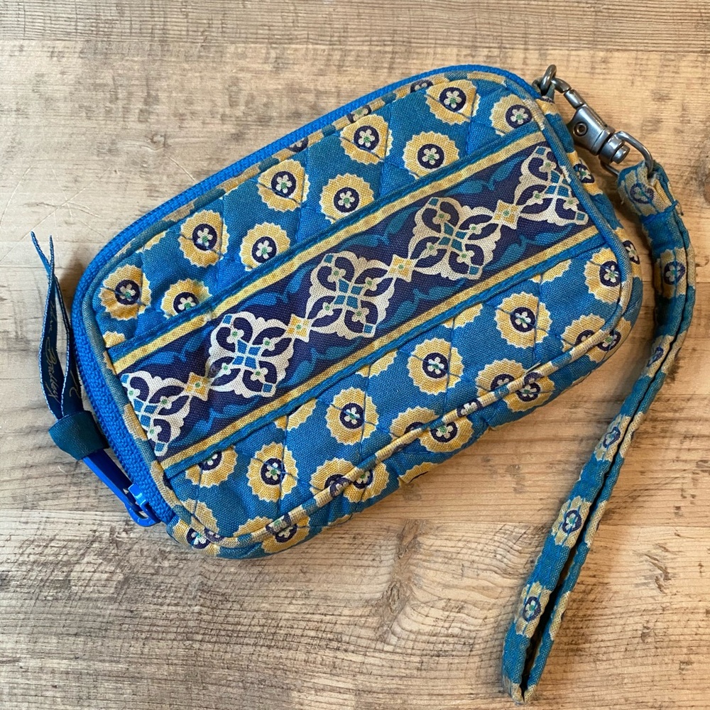 Vera Bradley Wristlet *RETIRED PATTERN*